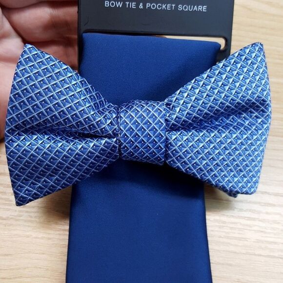 ALFANI Mens Bow Tie & Pocket Square Blue Diamond Check Solid Satin Pre-Tied Set - Picture 2 of 4
